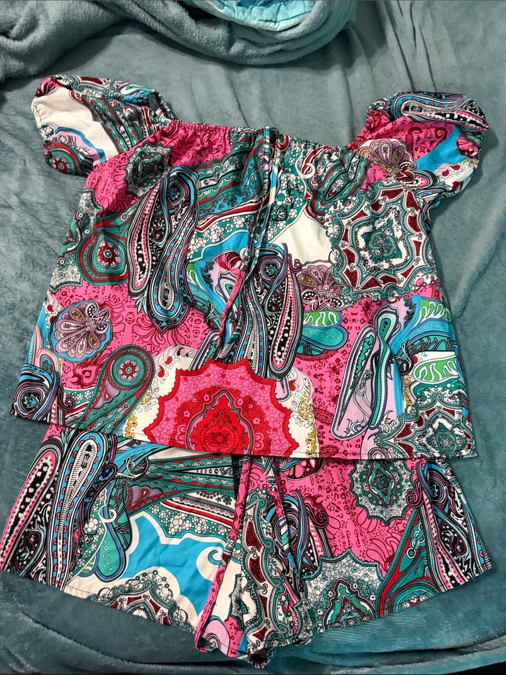 Woman’s ' Pink Paisley Off-Shoulder Top & Shorts Set